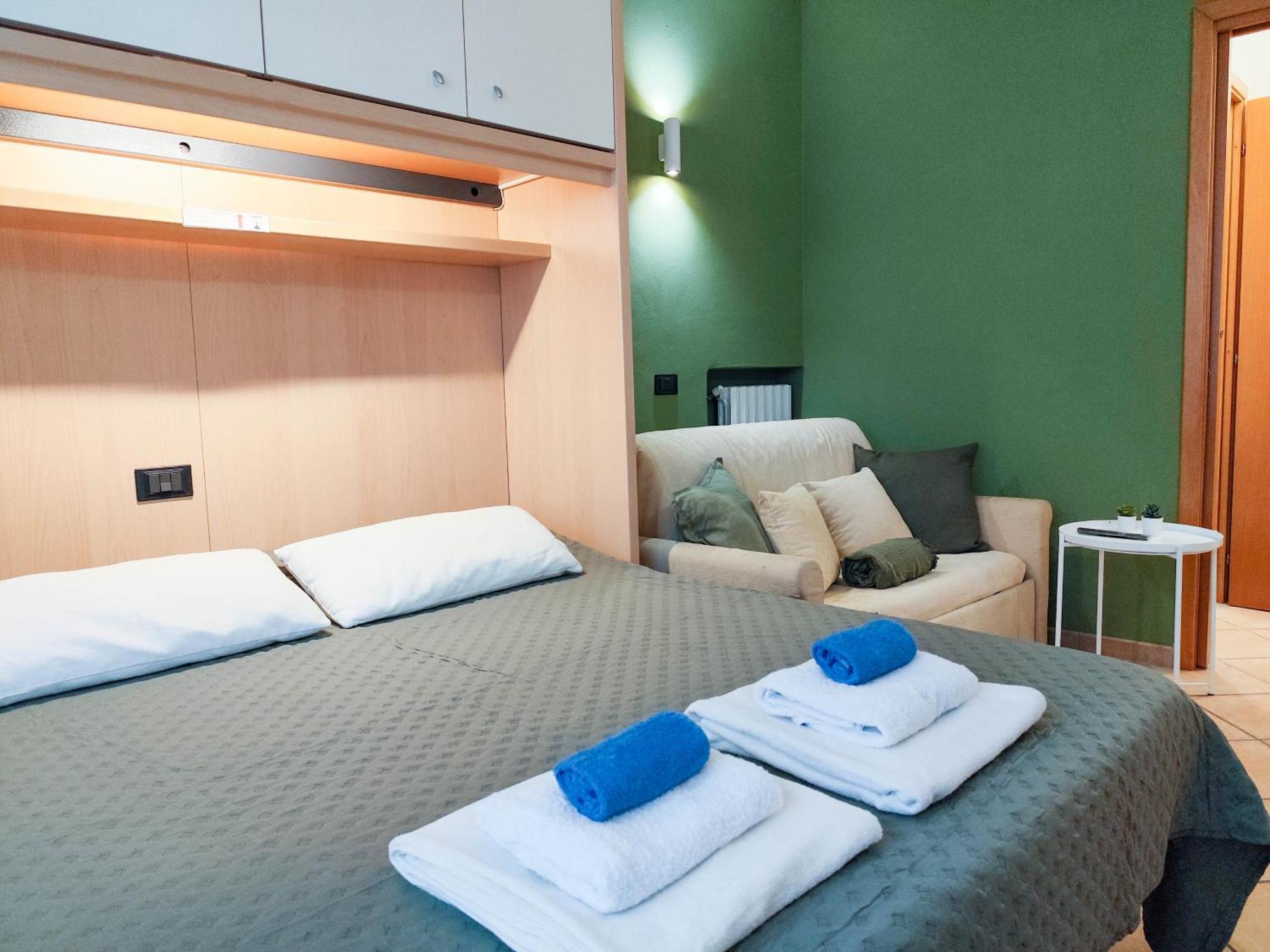 Ferienwohnung Nel Centro Di Desenzano Desenzano del Garda Exterior foto