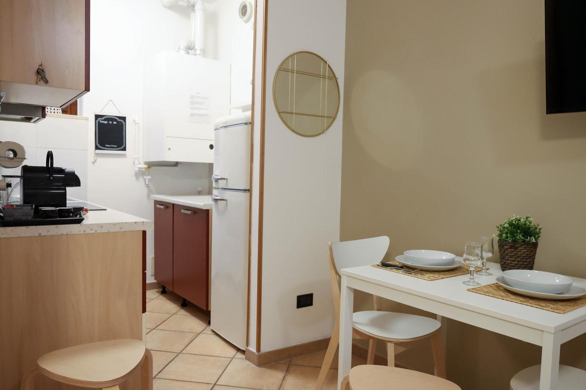 Ferienwohnung Nel Centro Di Desenzano Desenzano del Garda Exterior foto